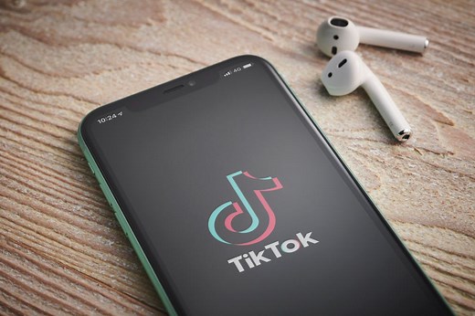 An Expert Explains The New 'Mystery Virus' That's Sweeping TikTok