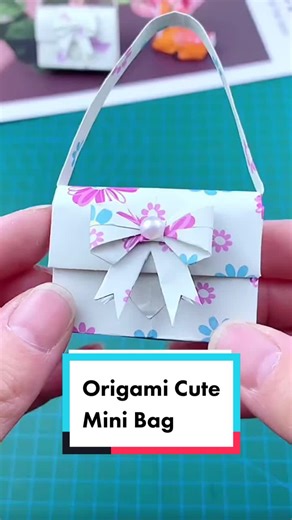Origami cute mini paper bag. Folding mini bag. #cute #origami #easyorigami #origamibag #cutebag #paperbags #minibag #minibags #noteinspiration #paperchallenge