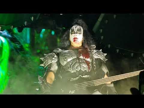 KISS - Gene Simmons Spitting Blood - Live 2/29/20