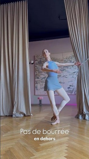 Pas de bourrée 🩰 #balletclass