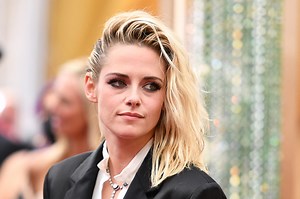 Kristen Stewart Made Chanel Shorts Look Regal With Fiancée Dylan Meyer on the 2022 Oscars Red Carpet