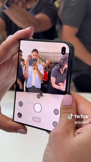 Cameras on iPhone Duo!! | iPhone duo review