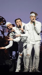 Melodi nummer två - Vems pojk e do? 🤍 Se hela showen KAJ 10 på @yleareena | KAJ