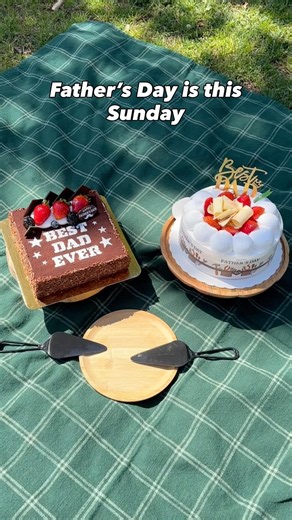 Father’s Day is right around the corner, and the best celebrations always come with cake💙