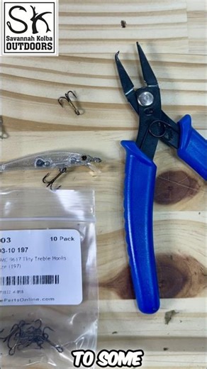 Ouch! Hook in the hand removed! 🤯