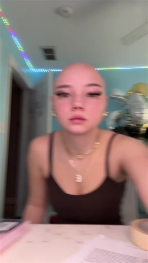 Get Ready With Me: Makeup Routine for Fridays