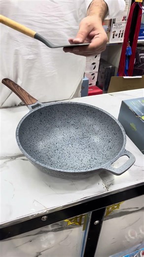 32CM Granite Fry Wok with Lid. Non Stick Cooking Pan for Modern Kitchen