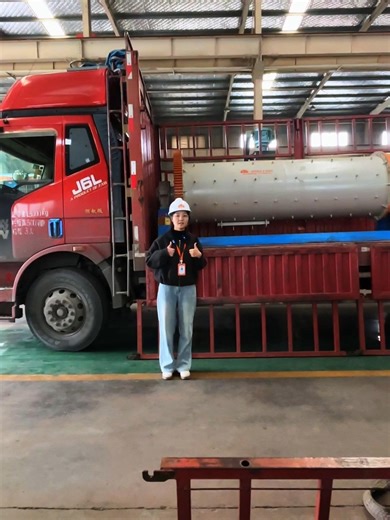 Steel balls with maximum impact crushing power, wear-resistant cylinder against corrosion - suitable for multiple materials, particle size adjustable, energy-saving and worry-free!#ballmill#grindingmachine#steelball#mill#goldmining#spinningsandmachine#mineralprocessing#beneficiation#gold#aluminum#sandmining#mineralprocessing#miniballmill#calcite#quarry#quartz#limestone#ironore#wetpan#silver#mining#Indonesia#Malaysia#Myanmar