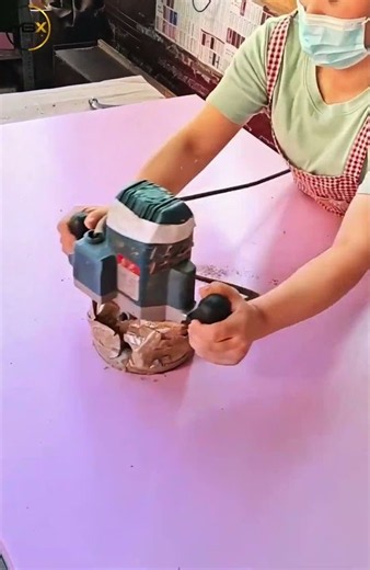 🪵⚡ Woodworking Hack: How to Cut a Perfect Square Hole in Wood with a Router!