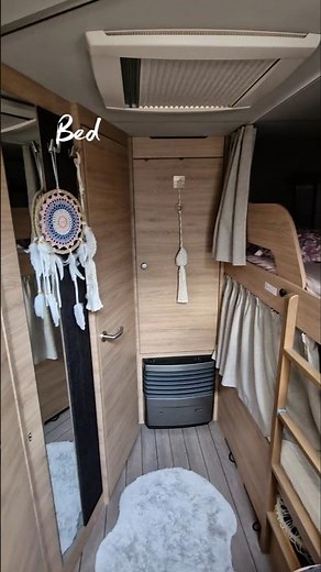 Caravan Knaus Südwind 580 qs, getting ready, packing for new season. Wohnwagen van vorbereiten