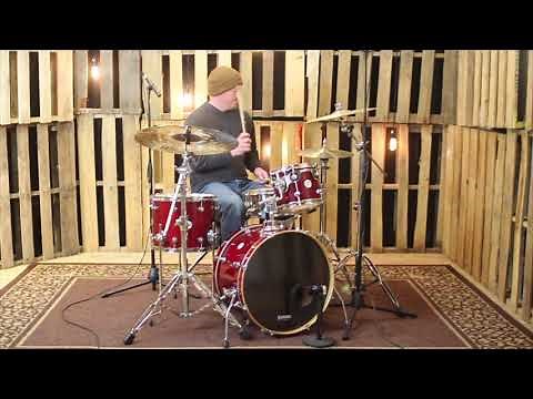 DW Design "Frequent Flyer" Cherry Stain Drum Set - 20,10,14