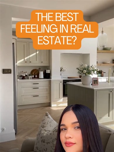 The best feeling in real estate? Handing over the keys 🔑 . Watching a client step into their new home for the first time never gets old. The smile, the excitement, the sense of relief, it’s why I do what I do every single day. 🏡💛 . Here, homes are moving, but finding the right fit for you is about more than timing; it’s about understanding what makes a space feel like home. From morning coffee in a sunlit kitchen to evening walks around the block, lifestyle matters just as much as square foot