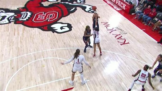 Azzi Fudd splashes a 3 for UConn