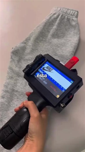 Personalización Instantánea: Cómo Vender con Impresoras