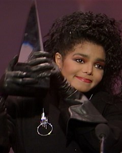 🏆 11x #AMAs winner 🎤 Over 180 million records sold 🎵 One of the most influential entertainers of the modern era Janet Jackson will receive the prestigious ICON Award and deliver her first television performance in seven years at the 2025 American Music Awards! Tune-in Monday, May 26 (Memorial Day) on CBS and Paramount ❤ 🎟️ You’re coming, right? → bit.ly/AMAsTickets | American Music Awards