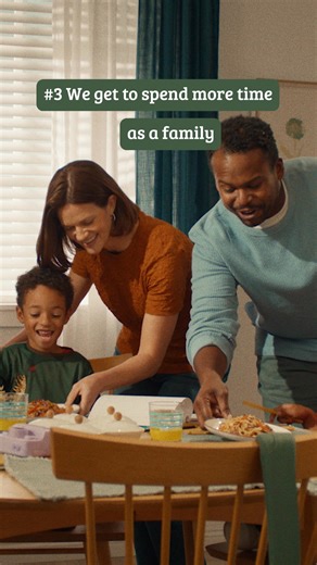 Why do moms love Home Chef’s Family Menu? It’s easy, quick, and kids love it! Sign up today and Kids Eat Free Free Shipping! | Home Chef