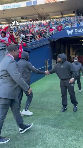 Dre was HYPED waiting for his teammates after today's win 👏 | NBC Sports Bay Area