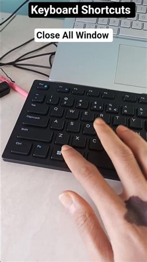 Minimize All Windows Using Keyboard Shortcuts #windows #keyboard #shorts #computer