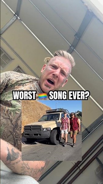 Y’all ready for a new video Friday?! 🇺🇸 #tommacdonald #hangovergang