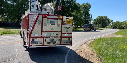 2 injured, including firefighter, following house fire in Spartanburg Co.