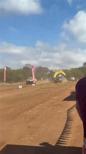 Toyota GD6 🔋 VS Raptor ⚡️ #automobile #offroad #viralvideo #video #fyp