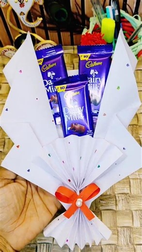 Easy Chocolate Bouquet DIY 🍫 | Cadbury Dairy Milk Bouquet Making at Home | Paper Craft Gift #shorts