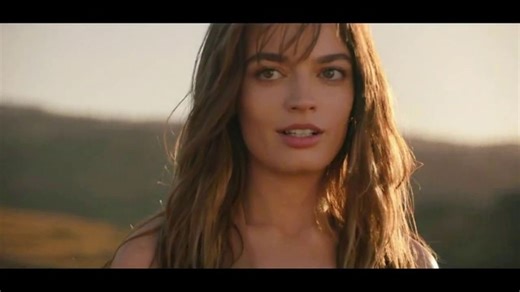 Burberry Goddess TV Spot, 'Lioness Strength' Featuring Emma Mackey