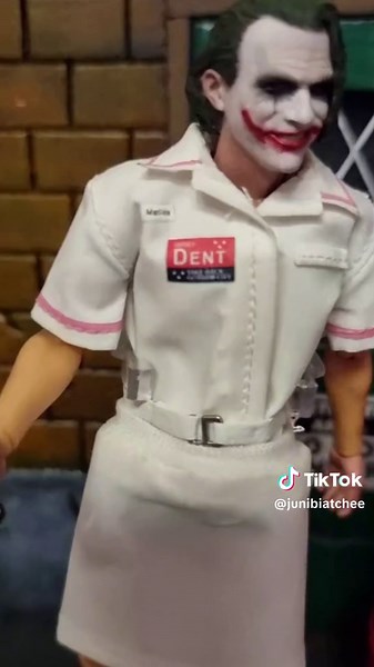 THE JOKER NURSE 1/12 Recipe: Mezco 2face body Filix Toys alt head, hands, detonator Revenger Punisher Shoes Custom Nurse uniform #reelstrending #popular #toys #actionfigures #custommade #kitbash