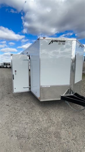 Check out our new 2026 Homesteader 8x24IH — built tough, designed smart, and ready to haul it all. Units: #5054 & #5059 Price: $13,900 8x24 Interior Hauler | All-Steel Frame | Perfect for Work or Play 5200-pound spread tandem axles 2/6 tubed steel framing 60” tongue with adjustable coupler, 7-foot-tall interior rear spoiler with loading lights in it .080 polycore lining Whether you’re transporting tools, toys, or treasures, the Homesteader 8x24IH delivers unbeatable reliability and value. 📍 Ava