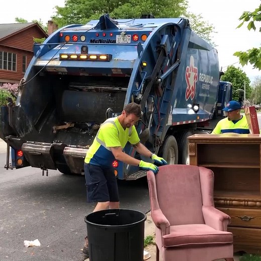 Innovative Technology in Trash Collection Worldwide