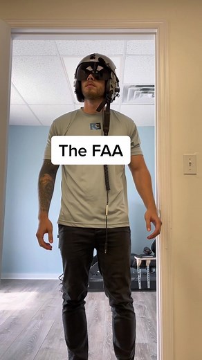 Bro I’m just trying to teach systems over here 😅 #pilot #airplane #flightinstructor