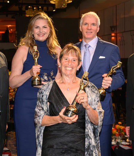 plates and inspire our palates, the CIA Leadership Awards, celebrate excellence, innovation, and the transformative power of food. 🌍🍽️ The 18th Annual CIA Leadership Awards was an unforgettable night honoring the Taste Makers: five catalysts for change who have helped make our industry what it is today. The honorees, Elizabeth Blau, Brandon Chrostowski ’06, Ann Cooper ’79, I. Pano Karatassos ’60, and Marcus Samuelsson, are incredible role models for our students. We had a blast connecting with