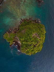 Best small Island to visit in Saint Vincent || Fort Duvernette || #stvincentandthegrenadines #FortDuvernette | Kemron Lindon Bacchus