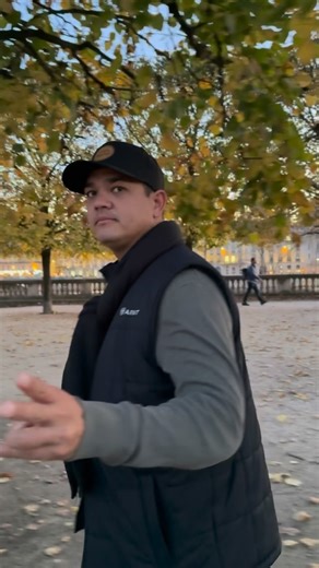 Halloween Humor🎃😂Stay safe ya’ll🤙🏽 #hocuspocus #hocuzpocuz | Kala'e Parish