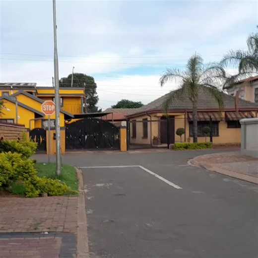 kayybee (@karabo_kb__)’s videos with original sound - Immaculate Vibez