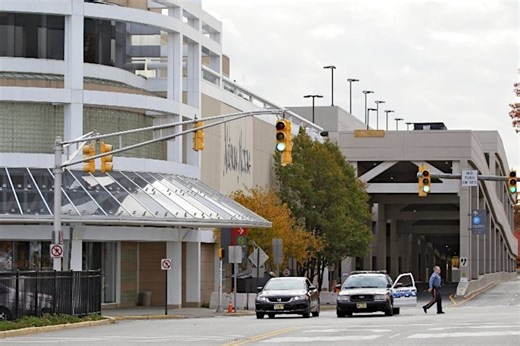 Busy N.J. mall reopens after shoppers forced to evacuate