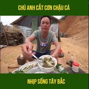 4.6M views · 66K reactions | Cá Nhẩy Tanh Tách , Chú Anh Cắt Cơn Chậu Cá Nhẩy Khổng Lồ - Nhịp Sống Tây Bắc | Anh Vlog | Facebook