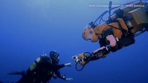 Scuba diving robot 'feels' for sunken treasure on ocean floor