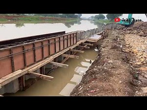 Pekerjaan pembesian + bekisting capping beam CCSP