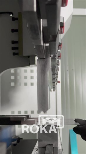 MARK-FREE WING BENDING TOOLS Designed for perfect surface finishing and precision in sheet metal bending. ✅ Innovative flip-over mechanism to eliminate bending marks ✅ Perfect for stainless steel, aluminum, and pre-painted materials ✅ High precision with minimal friction ✅ Long service life with hardened tool steel ✅ Compatible with most press brake systems ✅ Ideal for short flange bending without distortion Suitable for decorative panels, high-end appliance cabinets, elevator interiors, and arc