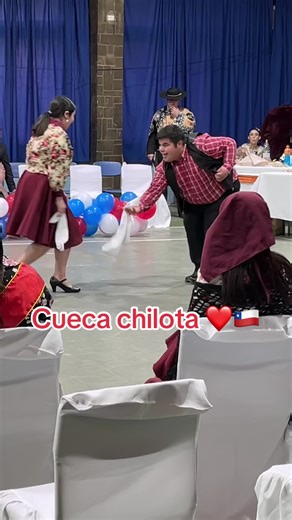 Descubre la Cueca Chilota: Tradición y Baile en Chiloé