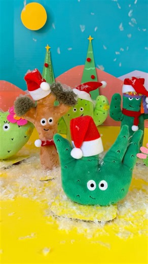 It’s Christmas in the desert🌵🎄Santa, we’re ready!!! #christmas #plush #plushies #feliznavidad