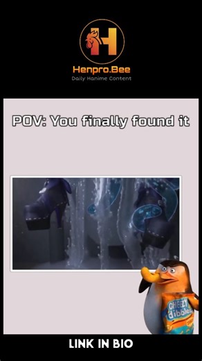 Henpro on Instagram: "File Link in Bio 😈 . . 日本利用压电瓷砖将脚步转化为电能。这些瓷砖捕 捉来自你脚步的动能。当你行走时，你的重量和动作会对瓷砖 产生压力。瓷砖会轻微弯曲，从而产生机械应力。瓷砖内部的 压电材料将这种应力转化为电能。每一步都会产生少量电荷， 而数百万步结合在一起就能产生足够的电力来驱动LED灯、 数字显示屏和传感器。在像涩谷车站这样繁忙的地方，每天大 约有240万个脚步为这一系统作出贡献。这些电能可以被储 存或立即使用，从而减少对传统电力来源的依赖，并支持可持 续的城市基础设施。这种方法将日常运动转化为实用的可再生 能源 史井技术"