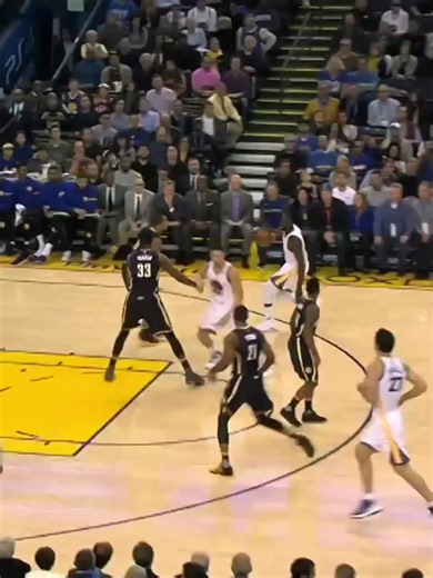 Klay Thompson's Best Highlights: An Unforgettable Showcase