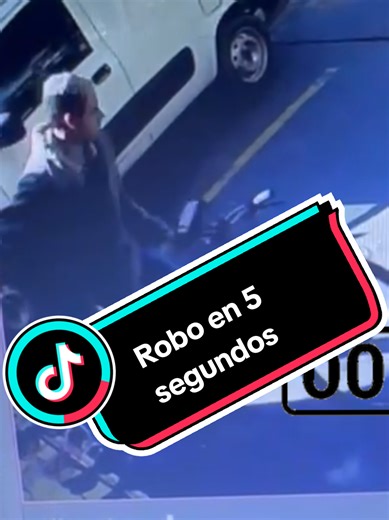 En una estación de servicio en #Mendoza se roban una bici en tan solo 5 segundos. La víctima no tuvo tiempo ni de reaccionar. #inseguridad #sad #argentina #parati