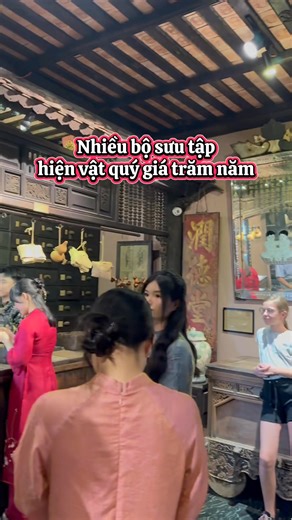 MUA VÉ VÀO CỔNG BÊN TRONG CÓ VIỆT PHỤC MIỄN PHÍ. BẢO TÀNG Y HỌC CỔ TRUYỀN (FITO MUSEUM) Địa chỉ: 41 Hoàng Dư Khương, P.12, Q.10, TP.HCM (phường Hòa Hưng) Giờ mở cửa : Thứ 2 đến Chủ nhật hàng tuần từ 8:30 đến 17:00. Liên hệ: 028 3864 2430 – 0986 900 267 (Ms. Thanh Hằng) Email: museum@fito.vn Website: fitomuseum.com.vn TikTok: https://www.tiktok.com/@fitomuseum?lang=vi-VN #FitoMuseum #YHocCoTruyen #VietnamCulture #Fito #BaoTangYHoc #DuocCoTruyen #HerbalMedicine #Healing #VietnamHeritage #ThuocBac 