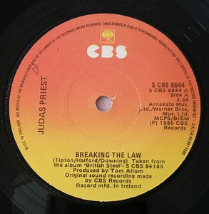 Judas Priest - Breaking The Law