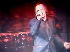 Neil Diamond - River Deep Mountain High (Live 1993)