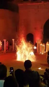 惊人的火炫 Amazing Fire Display ViralHog