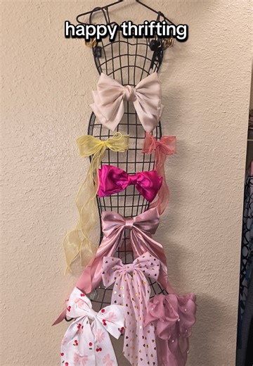Creative Earring Display Ideas from Facebook Marketplace